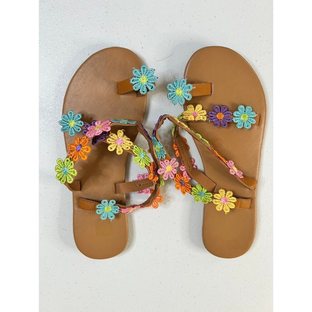 Flat sandal ladies size 8